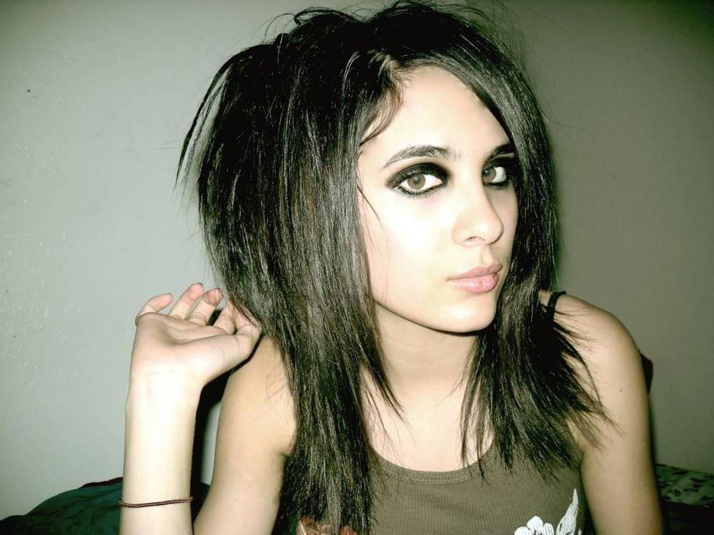 12P Alternative Emo Girls