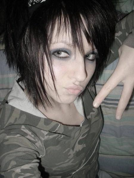 12P Angelic faces devilish minds... emos rock