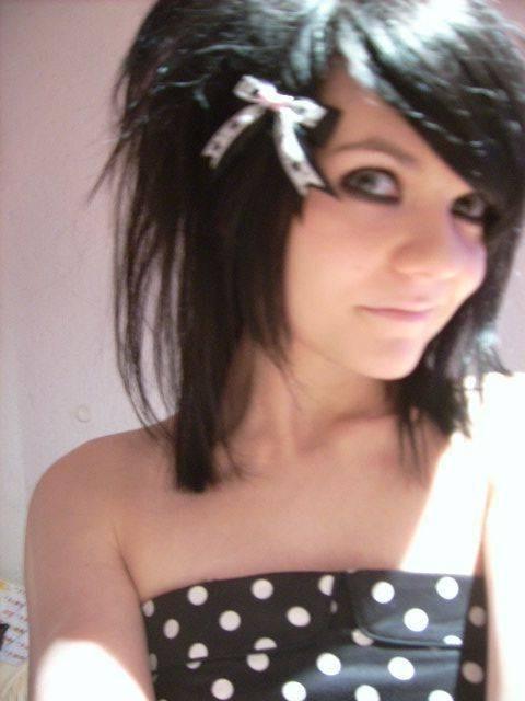 12P Sexy emo beauties are really lickable