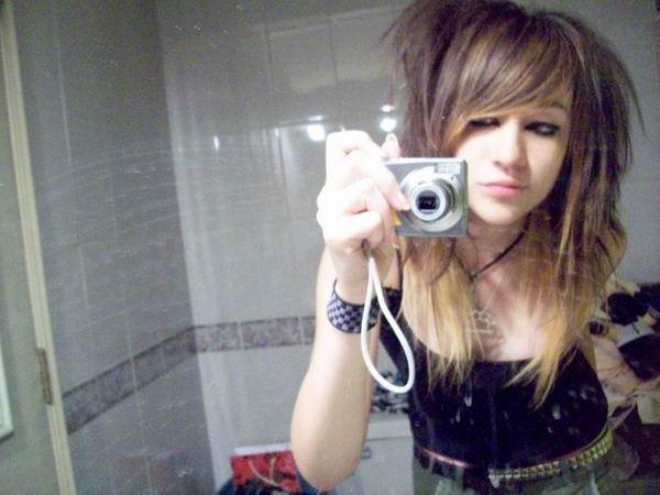 12P Emo Scene Girls are definitely horny 