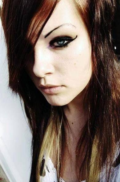 12P Everybody loves emo girls