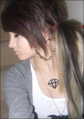 12P Everybody loves emo girls