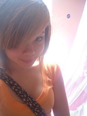 12P Amateur and dirty emo pics