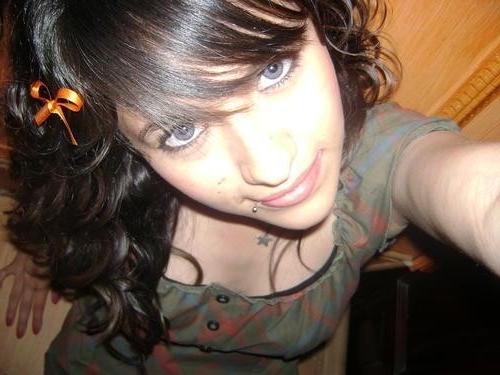 12P Amateur and dirty emo pics