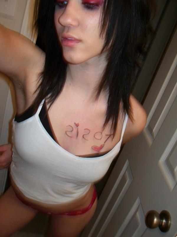 12P Hot pics of ex emo girlfried