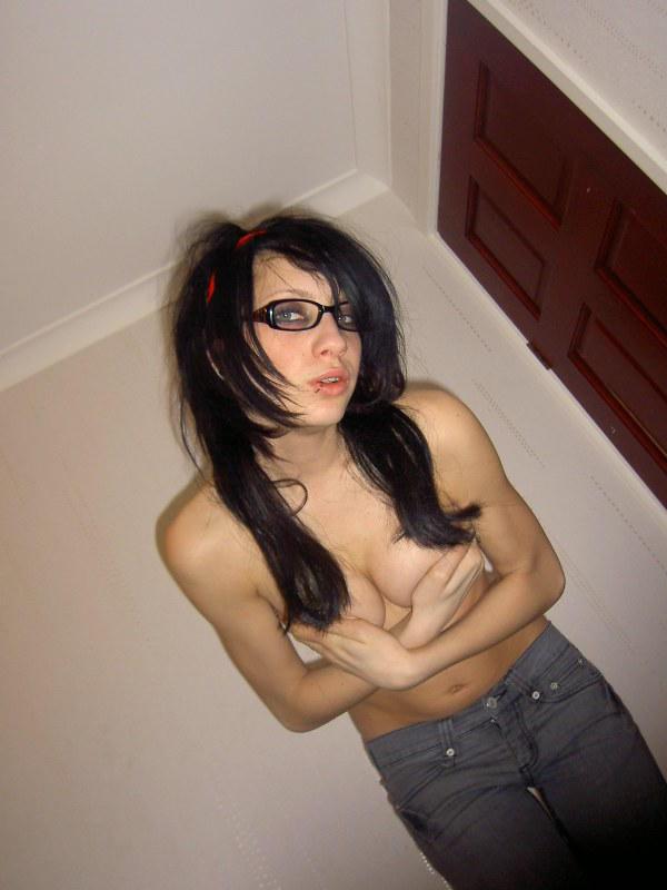 12P Really hot emo sluts naked