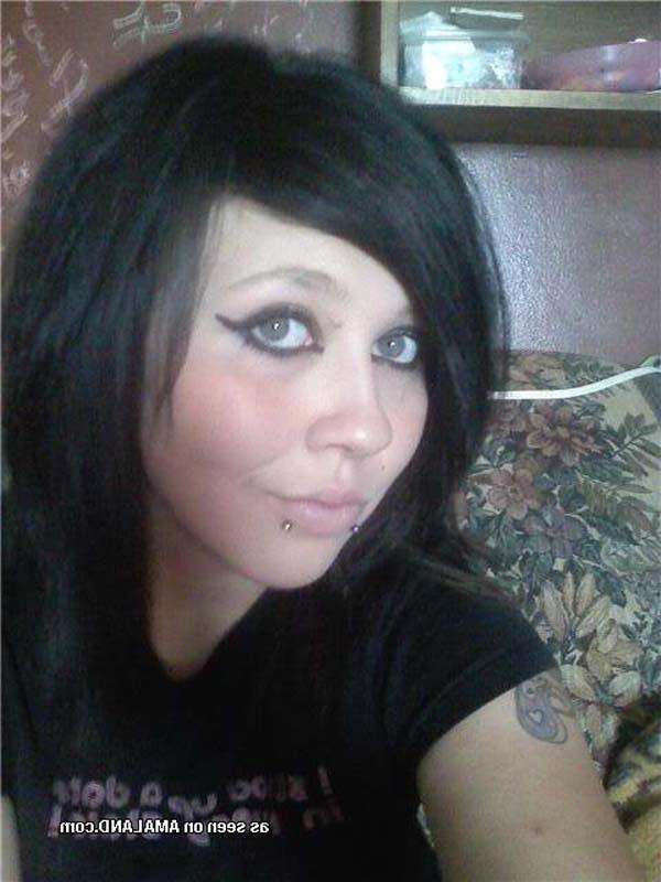 15P Cute amateur emo girlfriend teasing on cam
