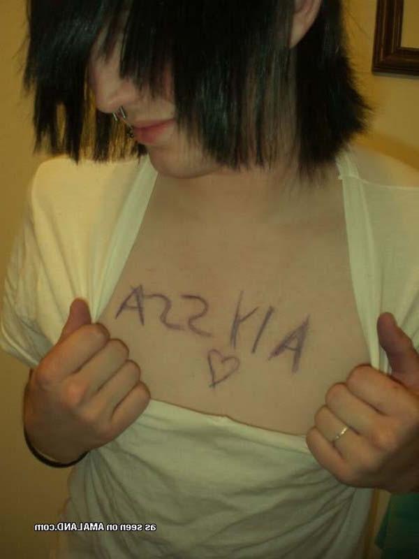 15P Cute amateur emo girlfriend teasing on cam