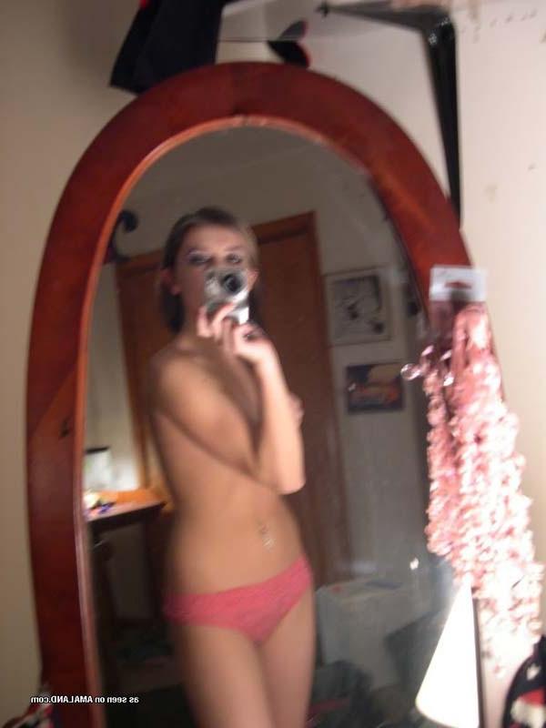 15P Cute amateur emo girlfriend teasing on cam