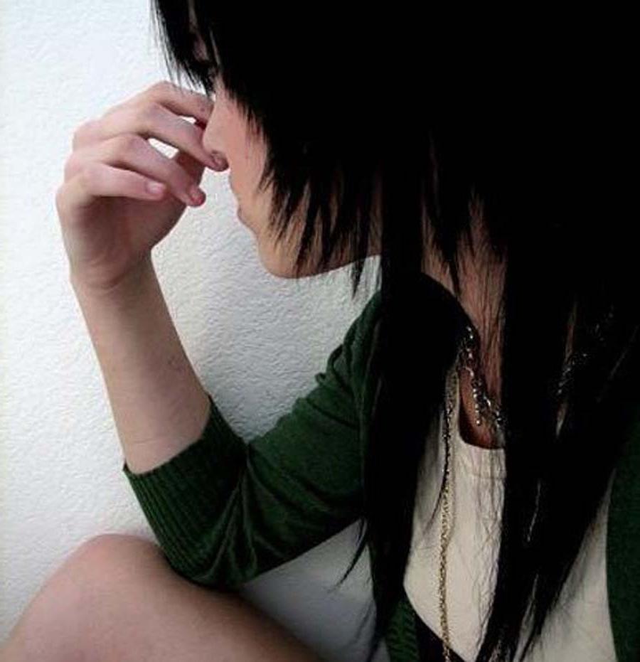 15P Cute amateur emo girlfriend teasing on cam