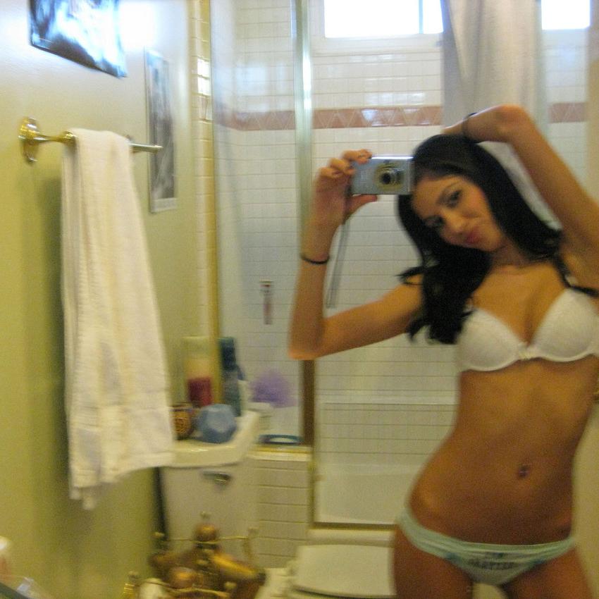 15P Jewish teen girlfriend posing and fucking