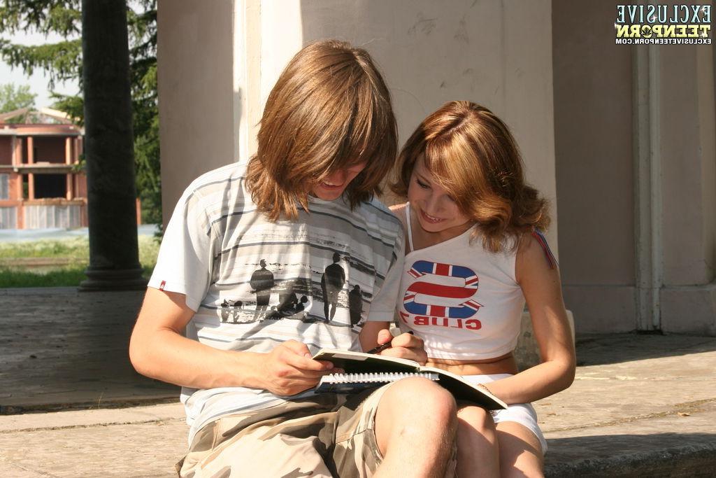 20P Teen Lovers