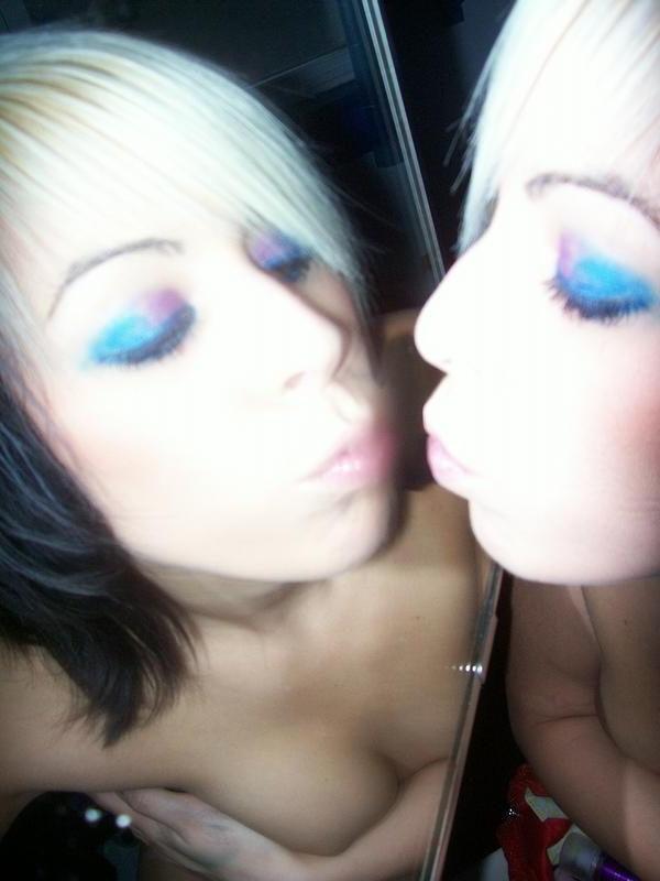 12P Hot pics of ex emo girlfried