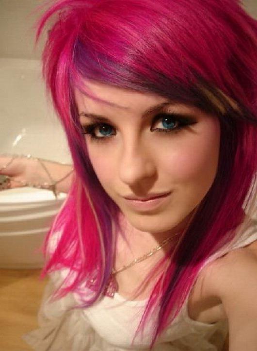 12P Hot pics of ex emo girlfried