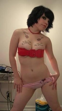 12P Hot pics of ex emo girlfried