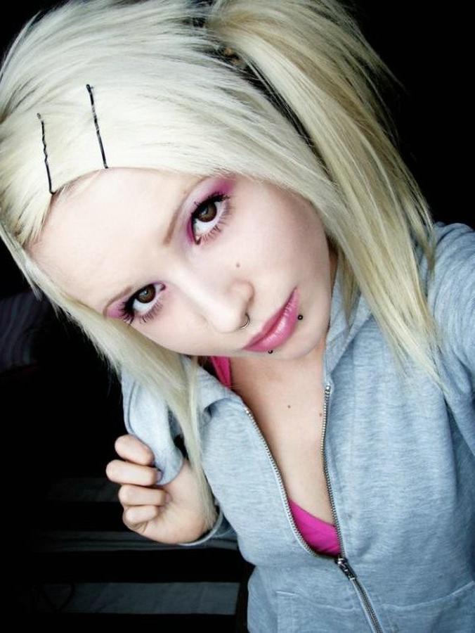 12P Really hot emo sluts naked