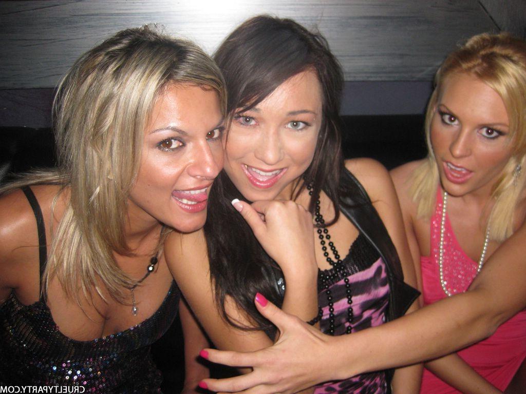 16P Naughty teen Jamey Janes parties with her whores