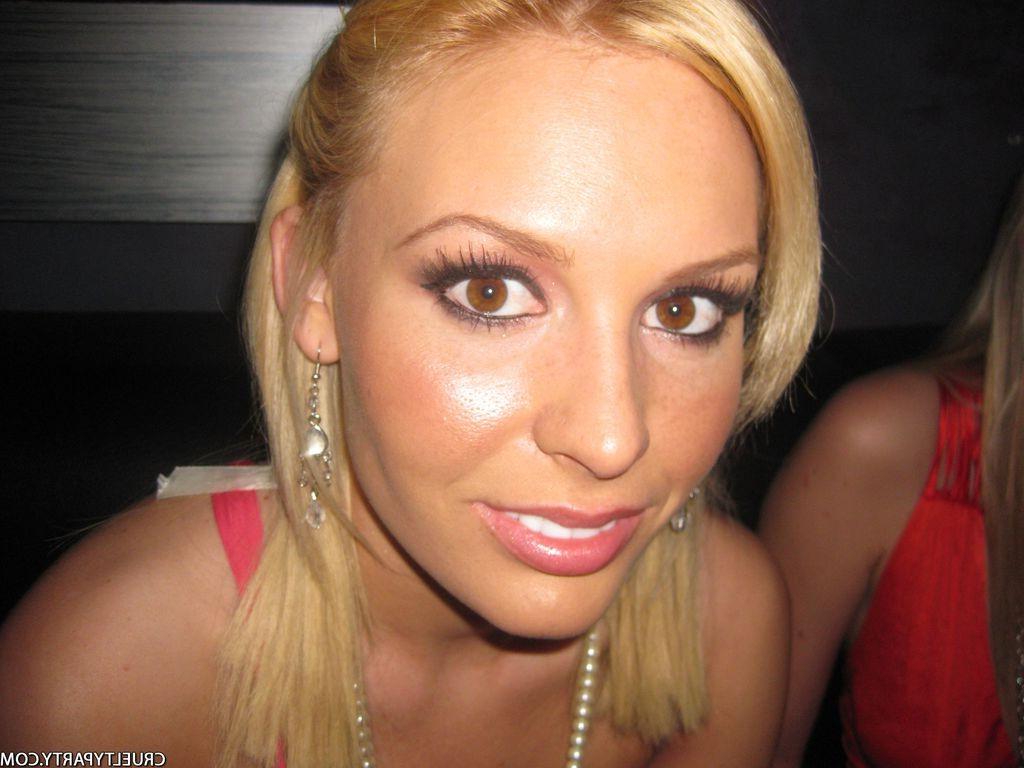 16P Naughty teen Jamey Janes parties with her whores