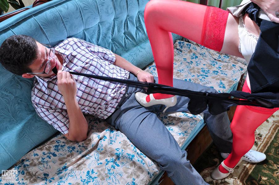 20P Babe in red stockings suck and fuck