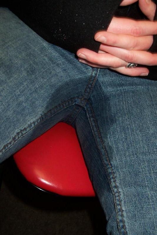 15P My girlfriend pissing