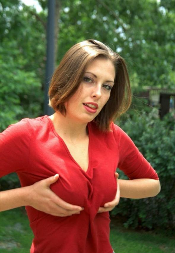 20P Slut showing hairy pussy on balcony