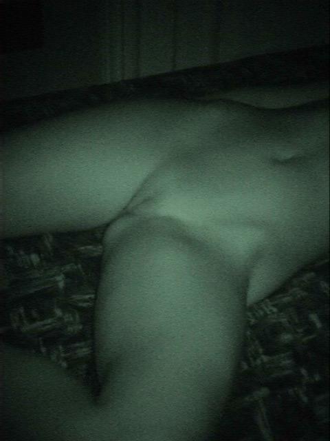 15P hidden camera voyeur shots of a chick using her dildo