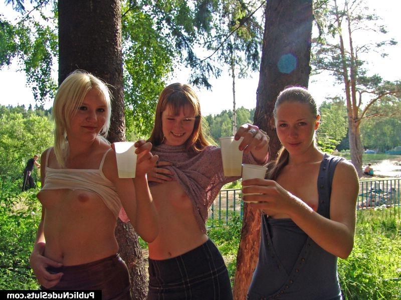14P Three babes get naughty and run the hottest lesbian show in the park