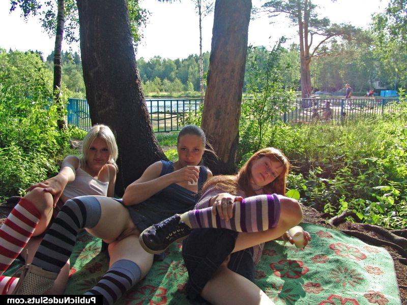 14P Three babes get naughty and run the hottest lesbian show in the park