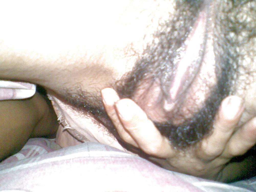 13P Sri Lankan Teen (showing pussi)