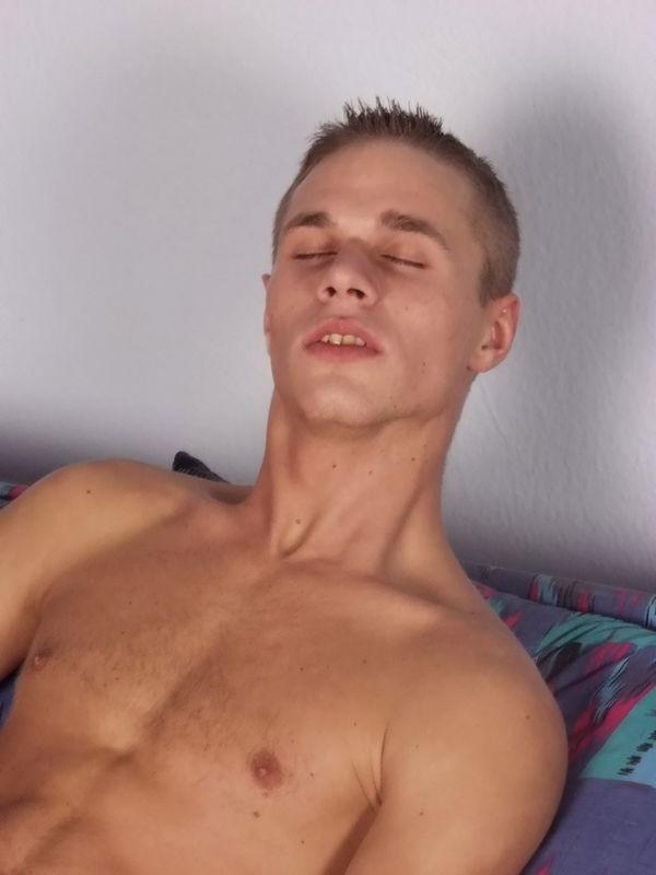 12P james stroking cock on the couch