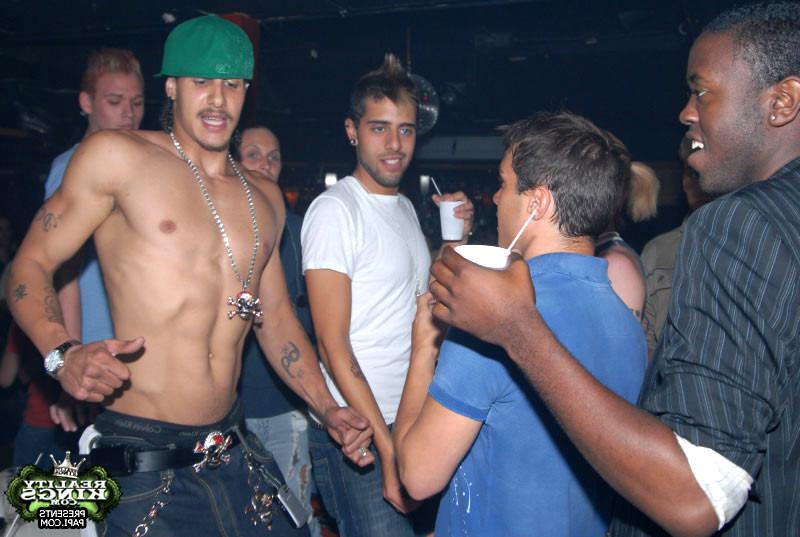 17P These guys are sooo outta of their minds in these hot guy on guy pics