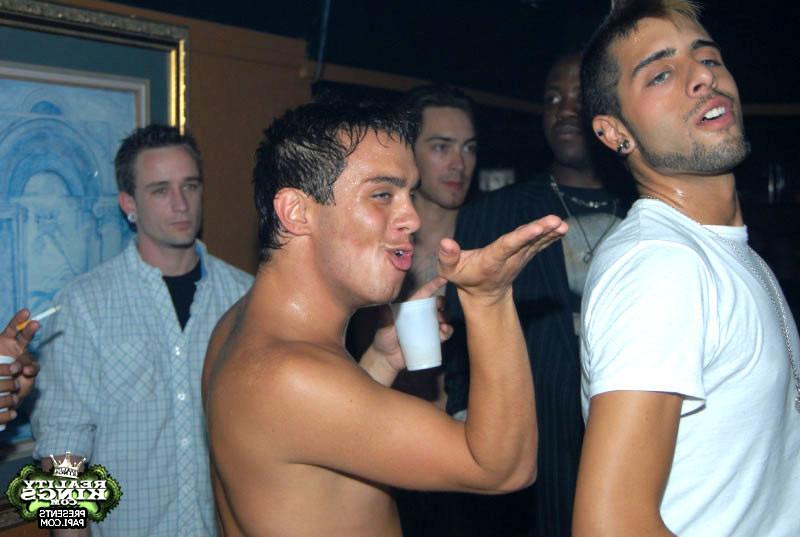 17P These guys are sooo outta of their minds in these hot guy on guy pics