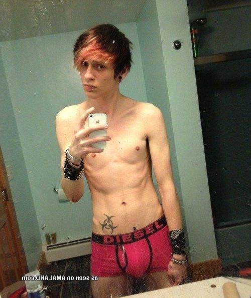 10P Nice gallery of skinny self-shooting emo twinks