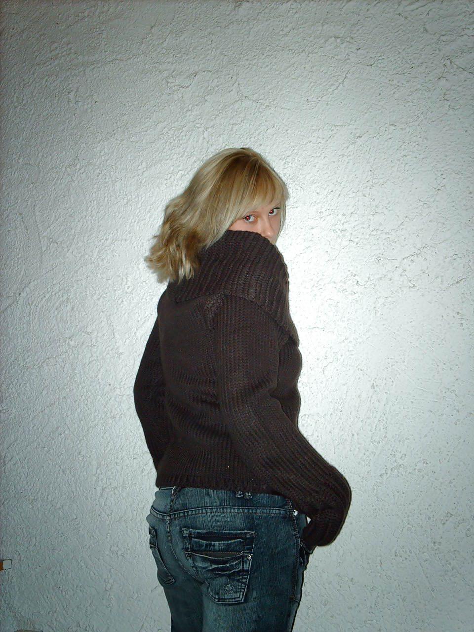 22P Sexy Blonde German