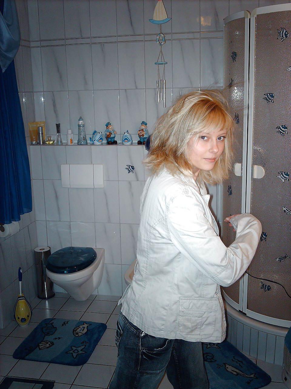 22P Sexy Blonde German