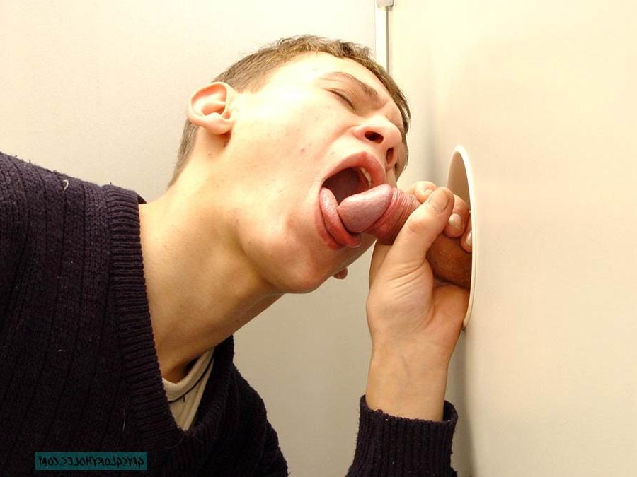 15P Anal hardcore in toilet