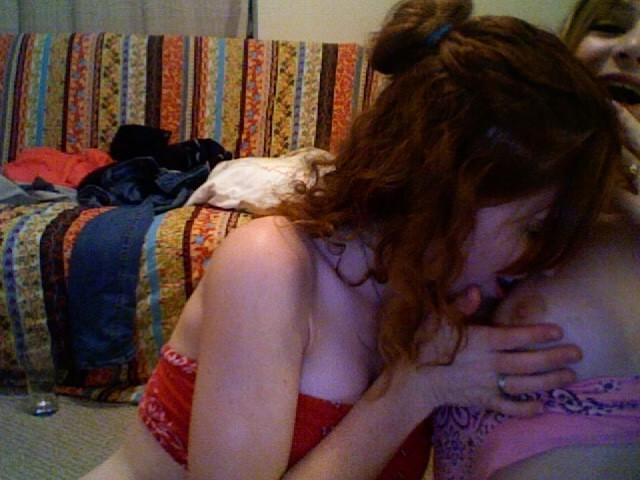 16P Normal girls in hot upskirt pics