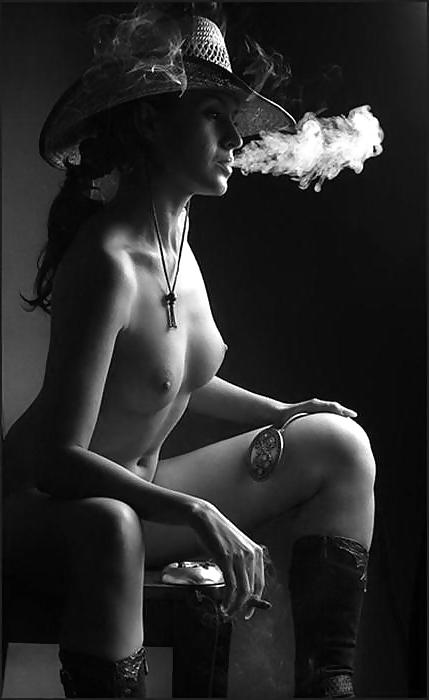 25P Smoking Erotic Hotties - Session 3