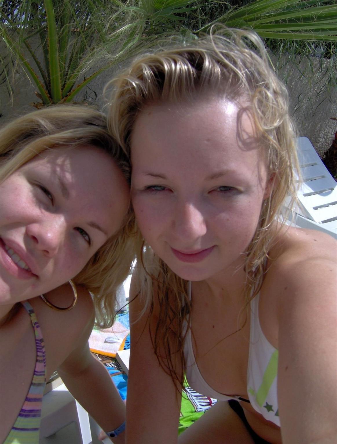 16P Strandluder nackt