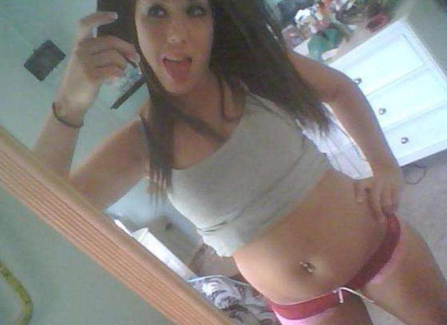 15P Babes posing and shooting