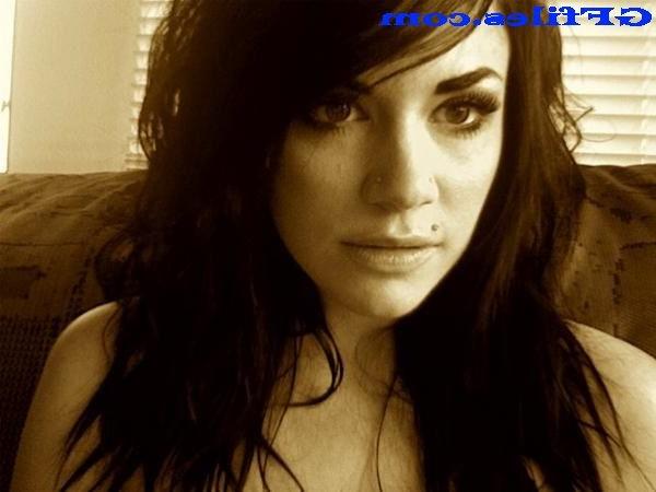 16P Emo exgf pics only her bf was supposed to see