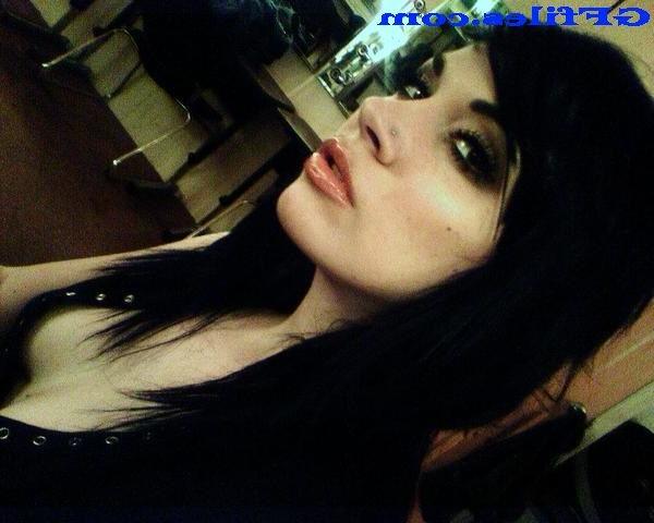 16P Emo exgf pics only her bf was supposed to see
