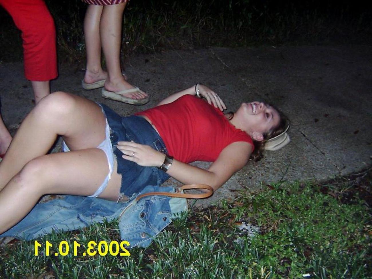 15P Collection of campus chicks nude and acting stupid