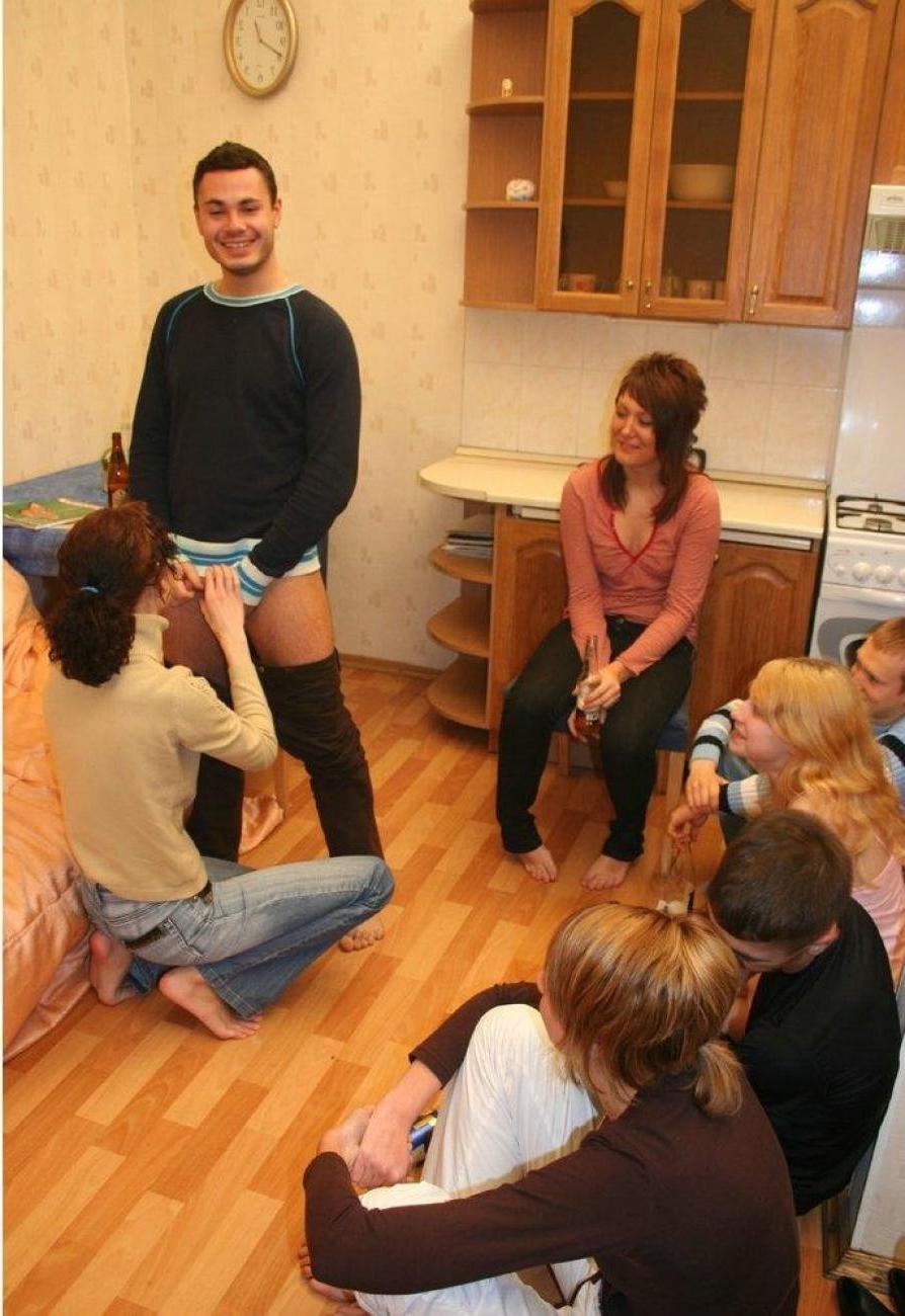 15P Wasted teens having an orgy in the living room