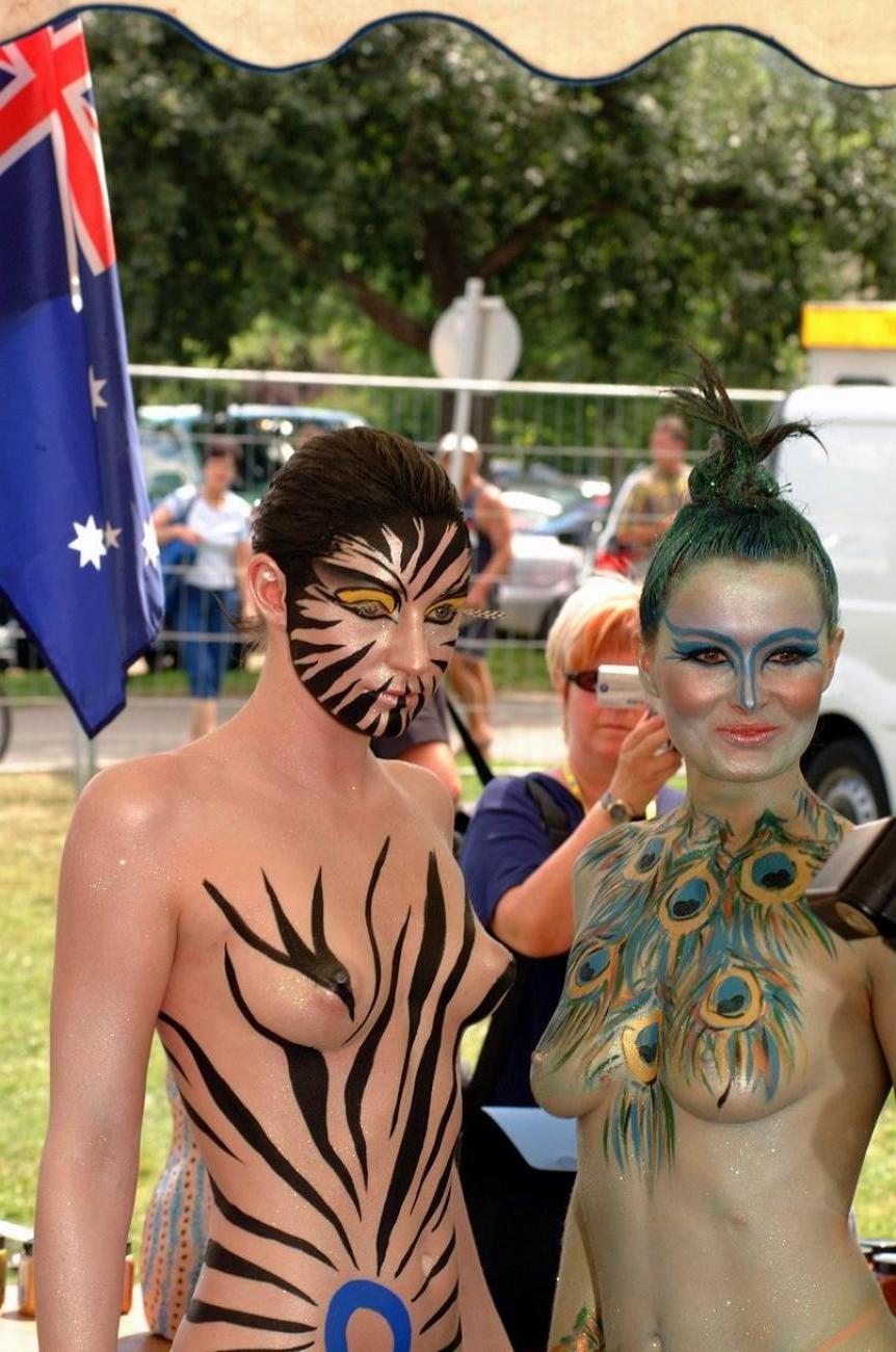 15P Collection of trashy babes in body paint