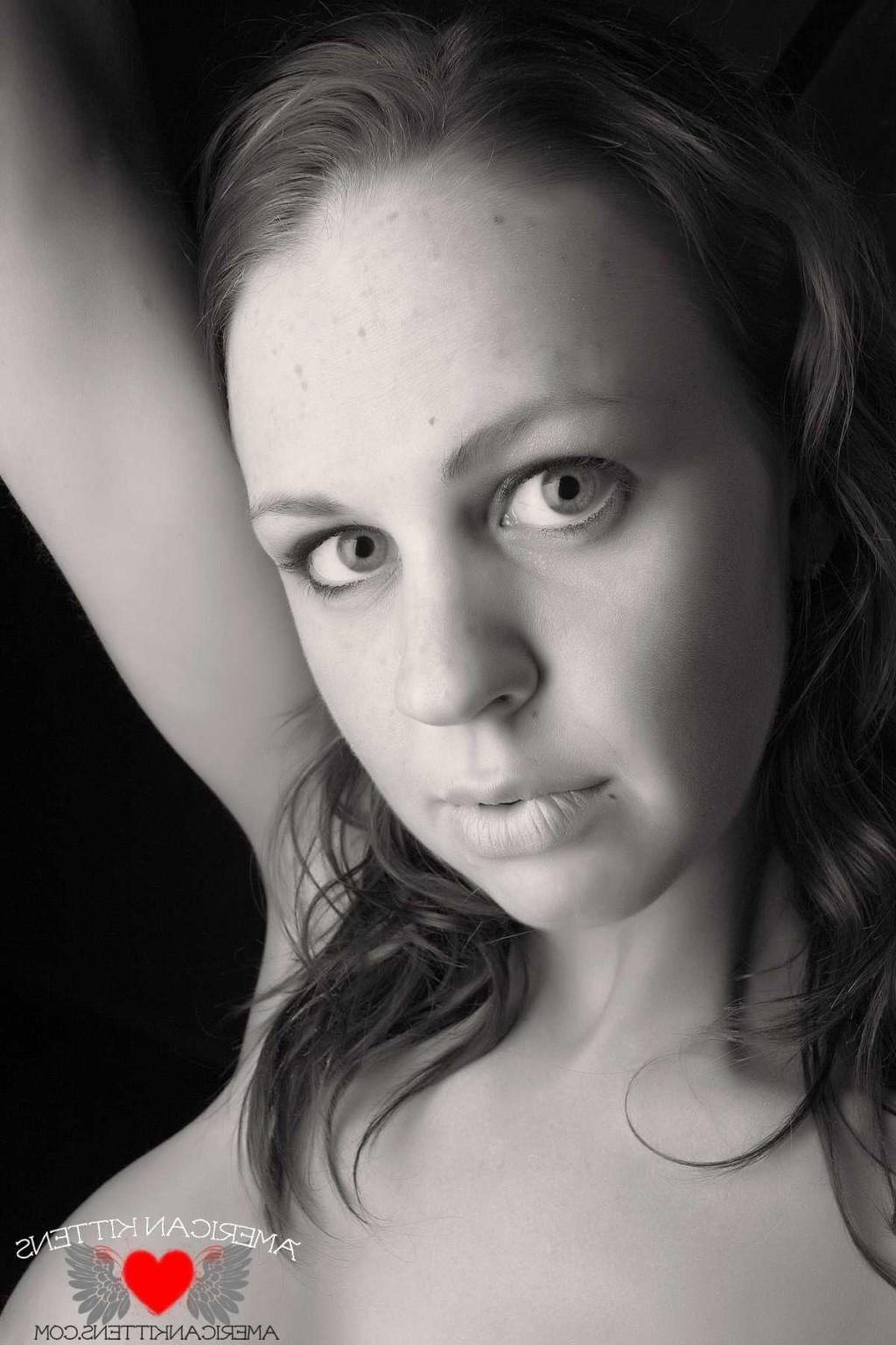 18P Chasen black and white closeup