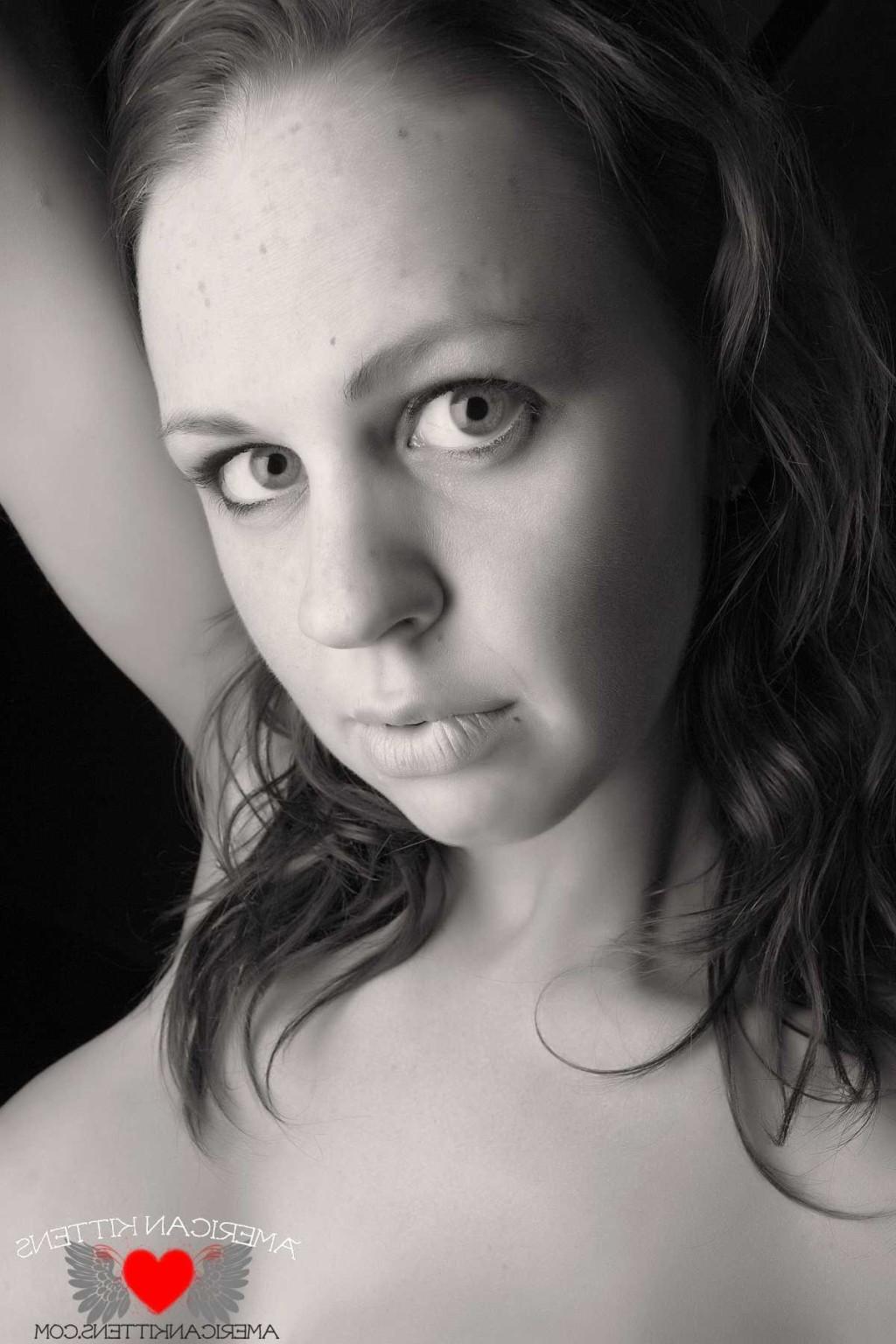 18P Chasen black and white closeup