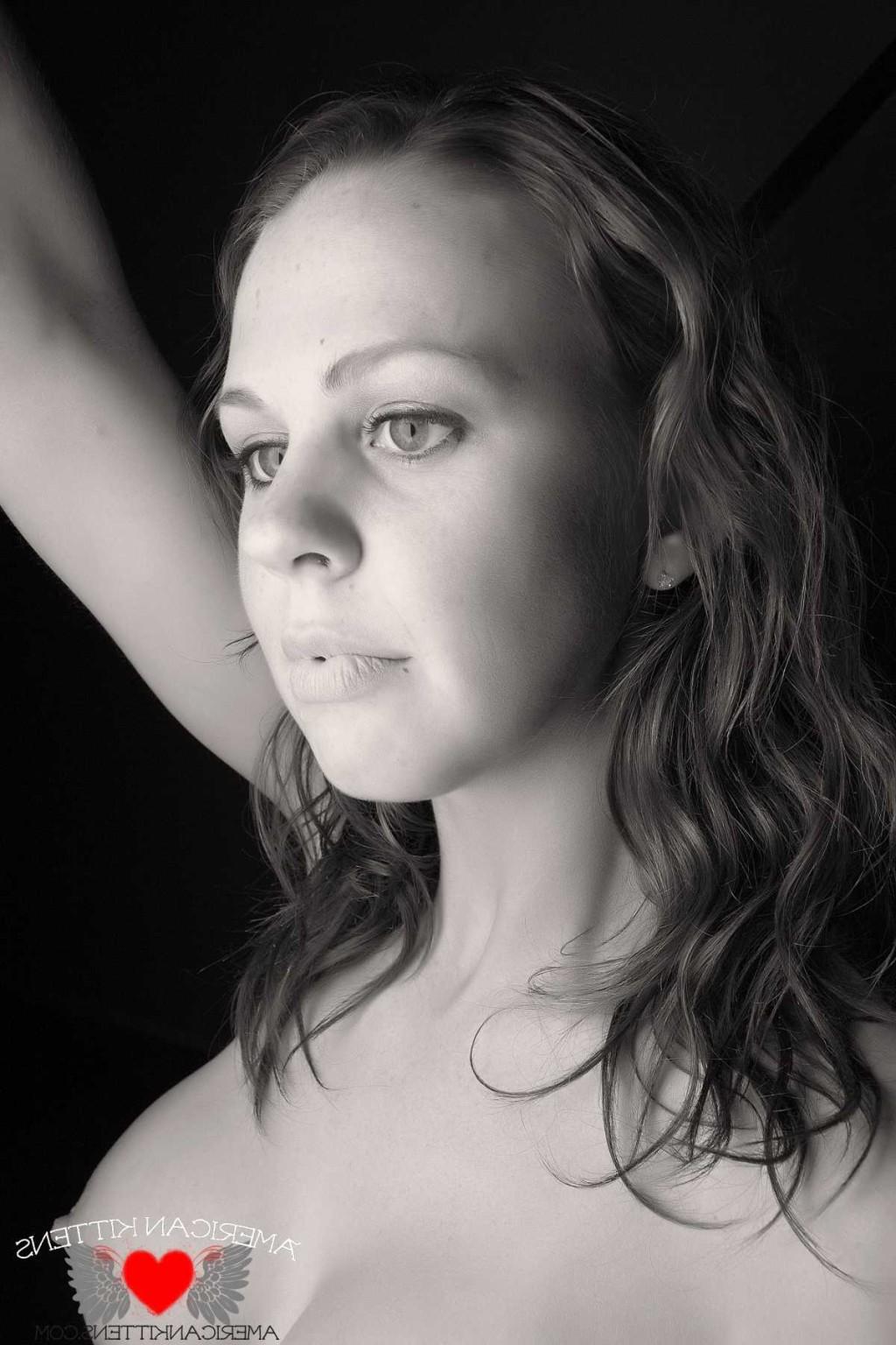 18P Chasen black and white closeup