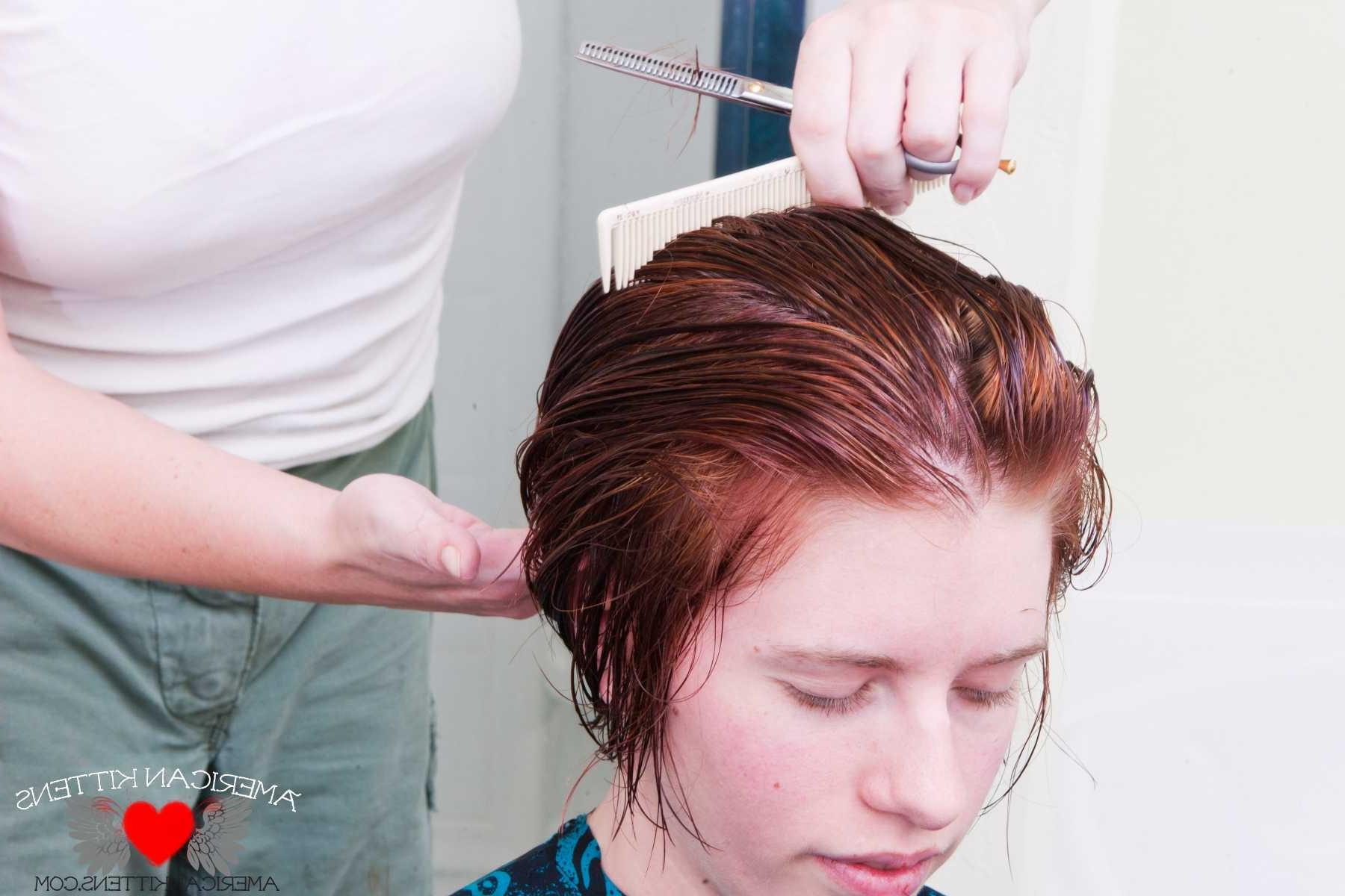 18P Mollylove get's her hair cut