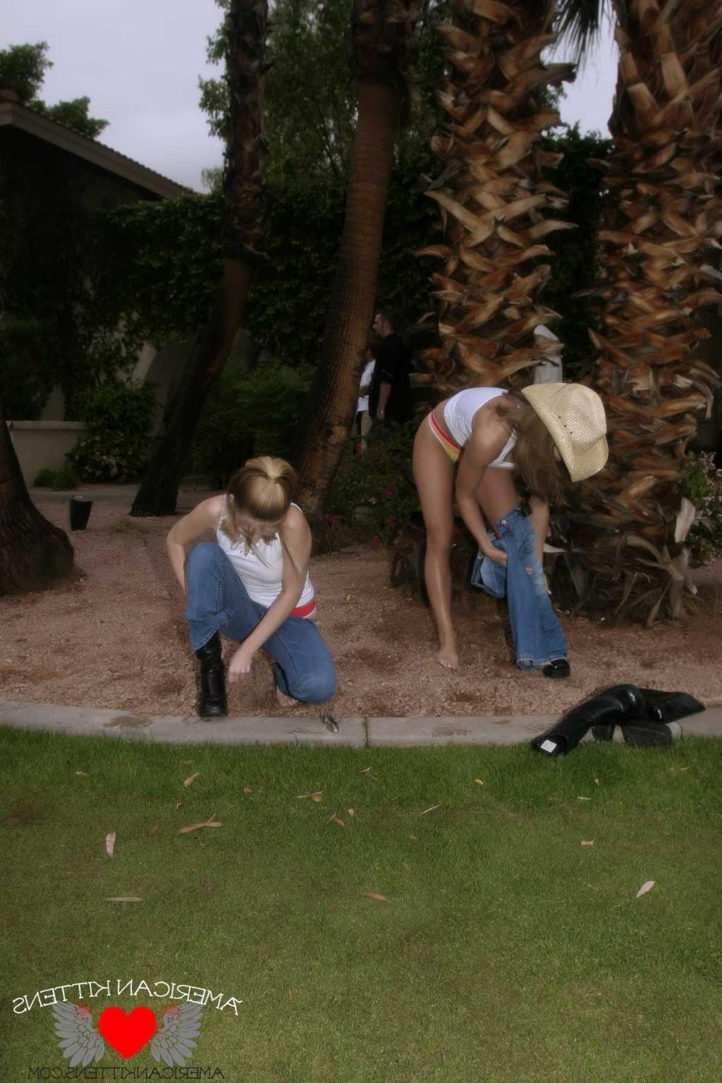 18P Ashlee and Misty loose their jeans